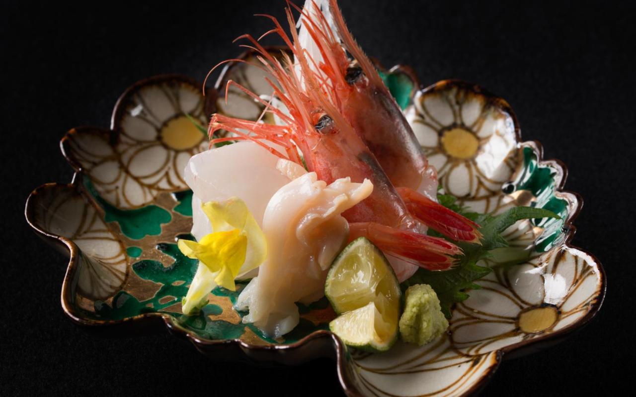 Yamanakaonsen Hanamurasaki Kaga  Bagian luar foto