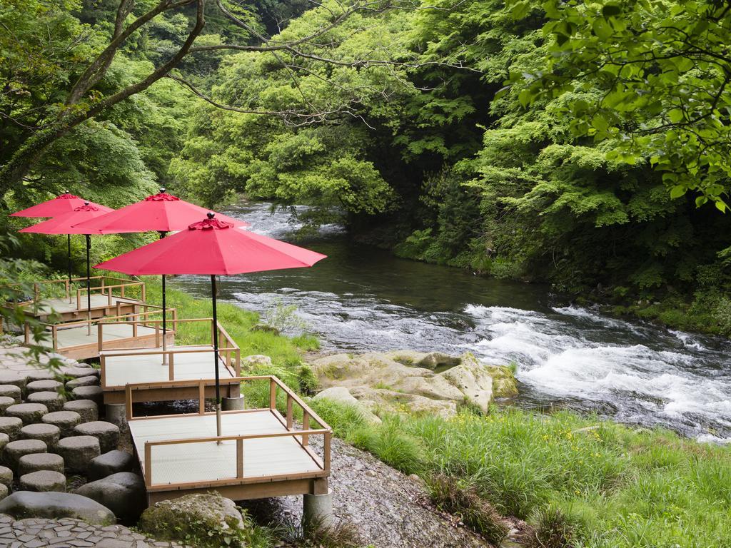 Yamanakaonsen Hanamurasaki Kaga  Bagian luar foto